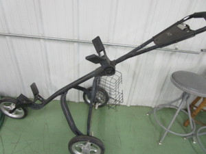 lot 57 image: Bag Boy Golf Cart