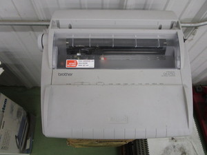 lot 96 image: Brothers Typewriter
