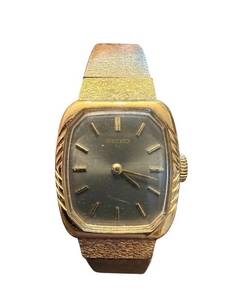 lot 186 image: Vintage Seiko Gold Tone Ladies Wristwatch with Textured Band