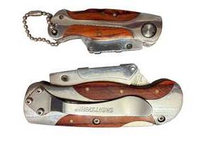 lot 252 image: Craftsman Wood Handle Utility Knife and Mini Keychain Knife Set