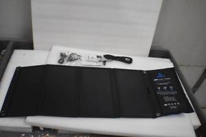 lot 23 image: Solar Charger