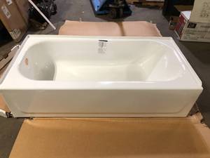 lot 40 image: Bootz Industries Bootzcast 60 in. x 30 in. Soaking Alcove Bathtub with Left Drain in White customer return see pictures