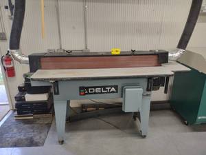 lot 186 image: Delta Edge Sander, Model 31-390, 6...