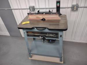 lot 184 image: Delta Wood Shaper, Model 43-355, Re...