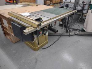 lot 180 image: Powermatic 66 10 Tablesaw, Tilting...