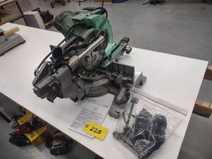 lot 225 image: Hitachi 10 Sliding Miter Saw with ...