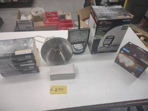 lot 294 image: Assorted Lights...