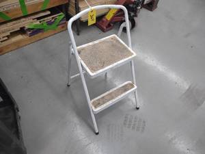 lot 309 image: Step Stool...