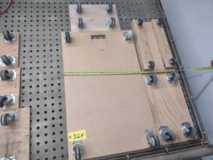 lot 324 image: (4) Carts...