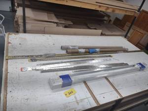 lot 368 image: Assorted Hinges & Hardware...