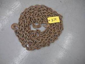lot 379 image: 38x20 Chain...