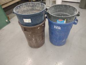 lot 399 image: (4) Rubbermaid Trash Cans...