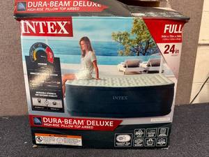 lot 3 image: Intex Full Sized 24In Airbed