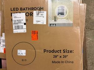 lot 35 image: 20 X 20 Led Bathroom Mirror