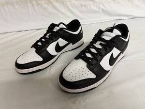 lot 55 image: Nike Dunk Lows - Mens 8.5 Womens 10