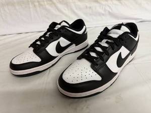 lot 57 image: Nike Dunk Lows - Mens 8.5 Womens 10