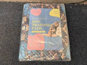 lot 6 image: Qeils Dog Training Pads - 36 x 41