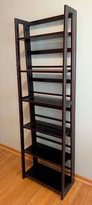 lot 105 image: ML - Black 7-Shelf Bookcase with Red Trim