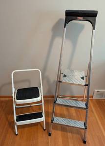 lot 109 image: ML - Pair of Step Ladders Cosco and Leppetty