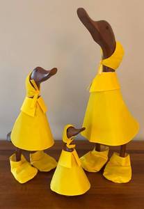 lot 52R image: LR - Set of 3 Wooden Duck Figurines in Yellow Raincoats