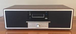 lot 64R image: LR - Retro Audio CD Player Model ODY-1969