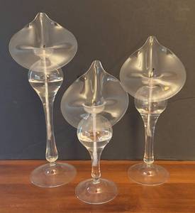 lot 76R image: LR - Set of 3 Glass Calla Lily Oil Candles