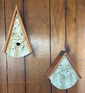 lot 89R image: P - Set of 2 Whimsical Face Wall Decor with Wooden Frames