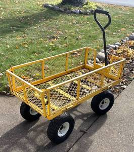 lot 131R image: G - Yardworks Metal Utility Cart