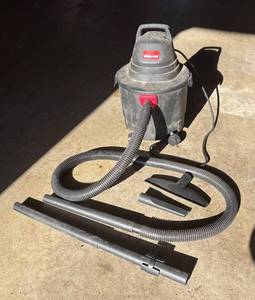lot 144R image: G - Shop-Vac 3-Gallon WetDry Vacuum Model AL5E3ORH