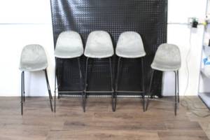 lot 8 image: Set of 5 Gray Upholstered Bar Stools with Metal Legs