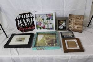 lot 15 image: Collection of 8 Decorative Wall Signs and Photo Frames