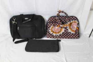 lot 30 image: Set of 3 Laptop Bags and Cases Samsonite and Patterned