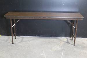 lot 143 image: Used Bevis Custom Furniture Folding Banquet Table
