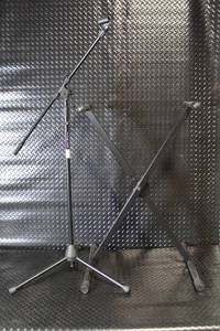 lot 152 image: On-Stage Stands Adjustable Keyboard Stand and Microphone Boom Stand