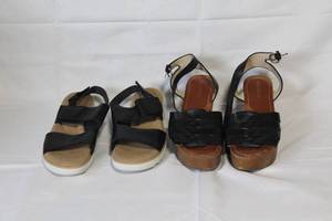 lot 221 image: Set of 2 Womens Black Sandals - Clarks and Marc Fisher, Size 9.5