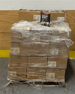 lot 100 image: #AskGaryVee Pallet of 30 boxes 840 books