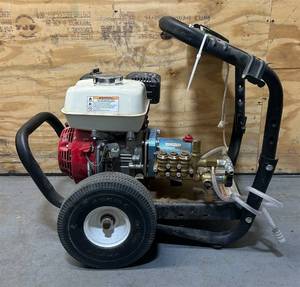 lot 102 image: NorthStar Gas Cold Water Pressure Washer,3300PSI,2.5GPM TX157NL