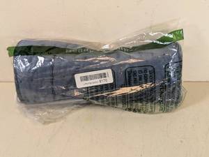 lot 111 image: MICROFIBER HEATING PAD (BLUE)