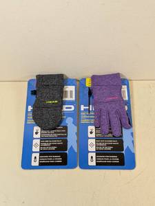 lot 185 image: (2) NEW SENSATEC HEAD CHILDREN SMALL GLOVE SETS