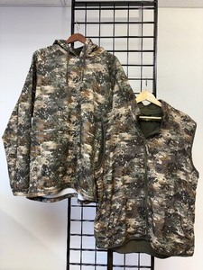 lot 7 image: Rocky Hoodie & Vest