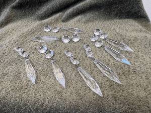 lot 70 image: (24) Antique Lead Crystal Prisms & Octagonal Jewels (8) 2 U-Drop Prisms & (16) 12 Lead Crystal Octagonal Double Bevel Jewels