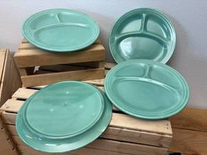 lot 80 image: Set of 4, Extremely Rare 1940s Stangl Artisan Aqua Turquoise 11, 3 Section Divided Plates Hand painted, Glazed Signed