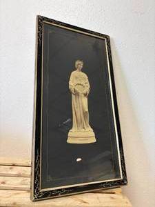 lot 86 image: Pair of Matching 1900s 15x 12 Gilded Frames with Signed Barday Lithograph Prints