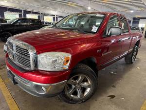 lot 11 image: 2007 Dodge Ram 1500 SLT Crew Cab 4x4