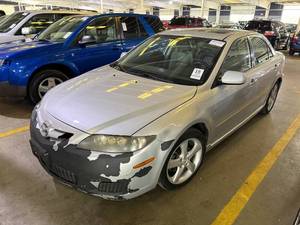 lot 13 image: 2007 Mazda 3