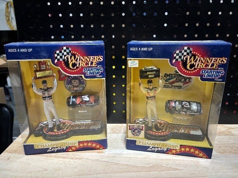 lot 26 image: Dale Earnhardt Winners Circle Collectibles