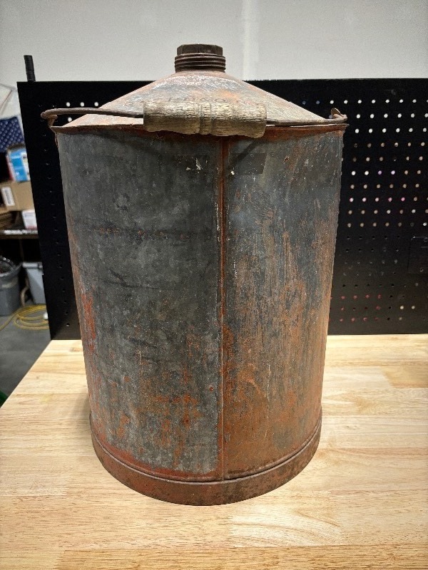 lot 43 image: Vintage Large Railroad Oil Can