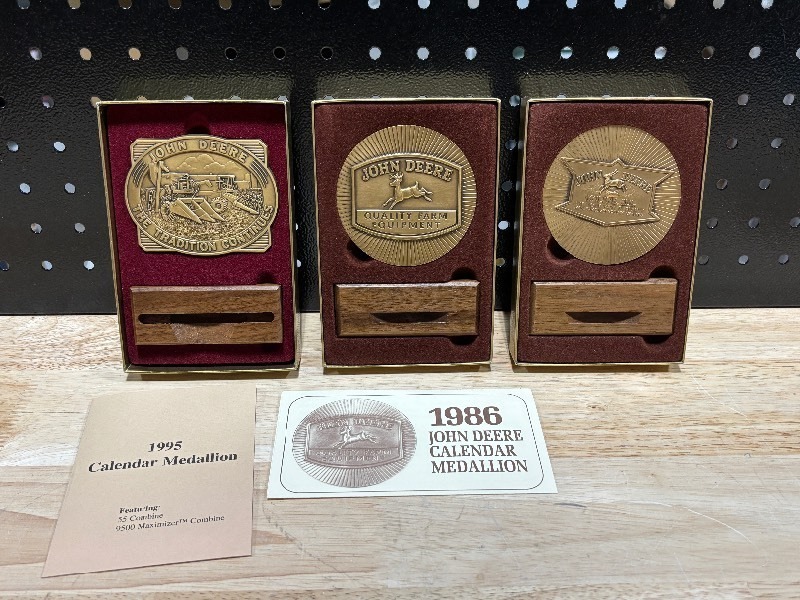 lot 50 image: John Deere Calendar Medallions