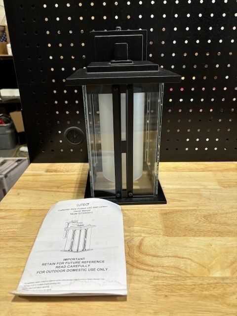 lot 34 image: Outdoor LED Wall Lantern