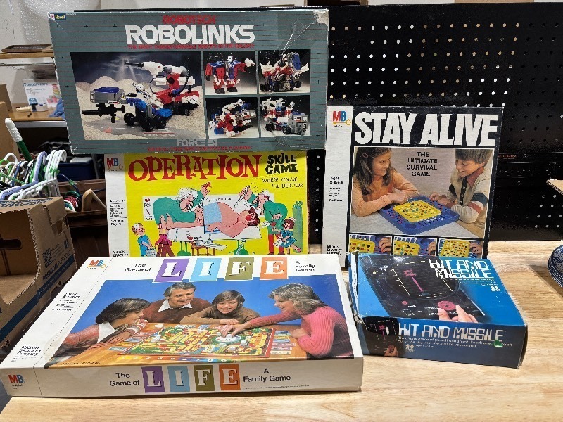 lot 40 image: Board Games